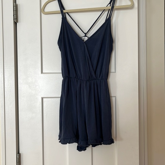 Boutique romper - Picture 1 of 3